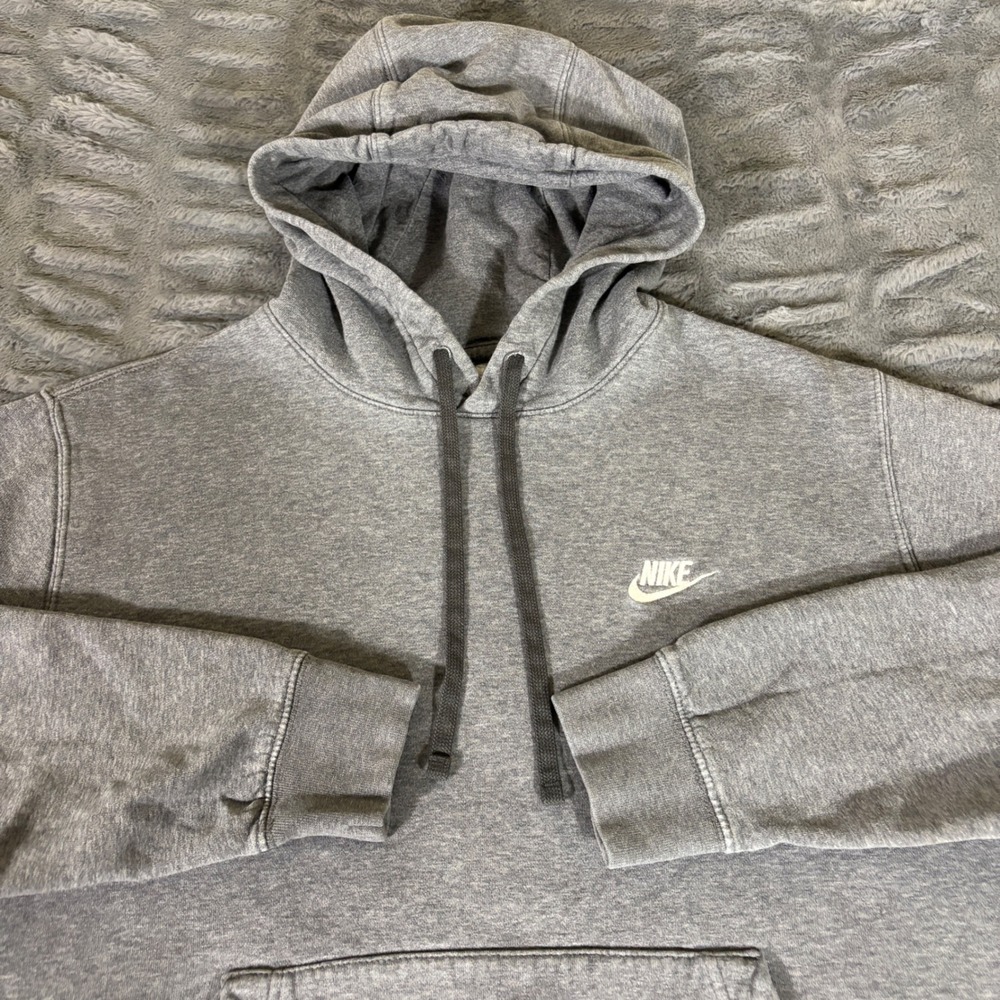 Nike Mens Pullover Hoodie Heather Gray Embroidered Swoosh Logo Size M AR732